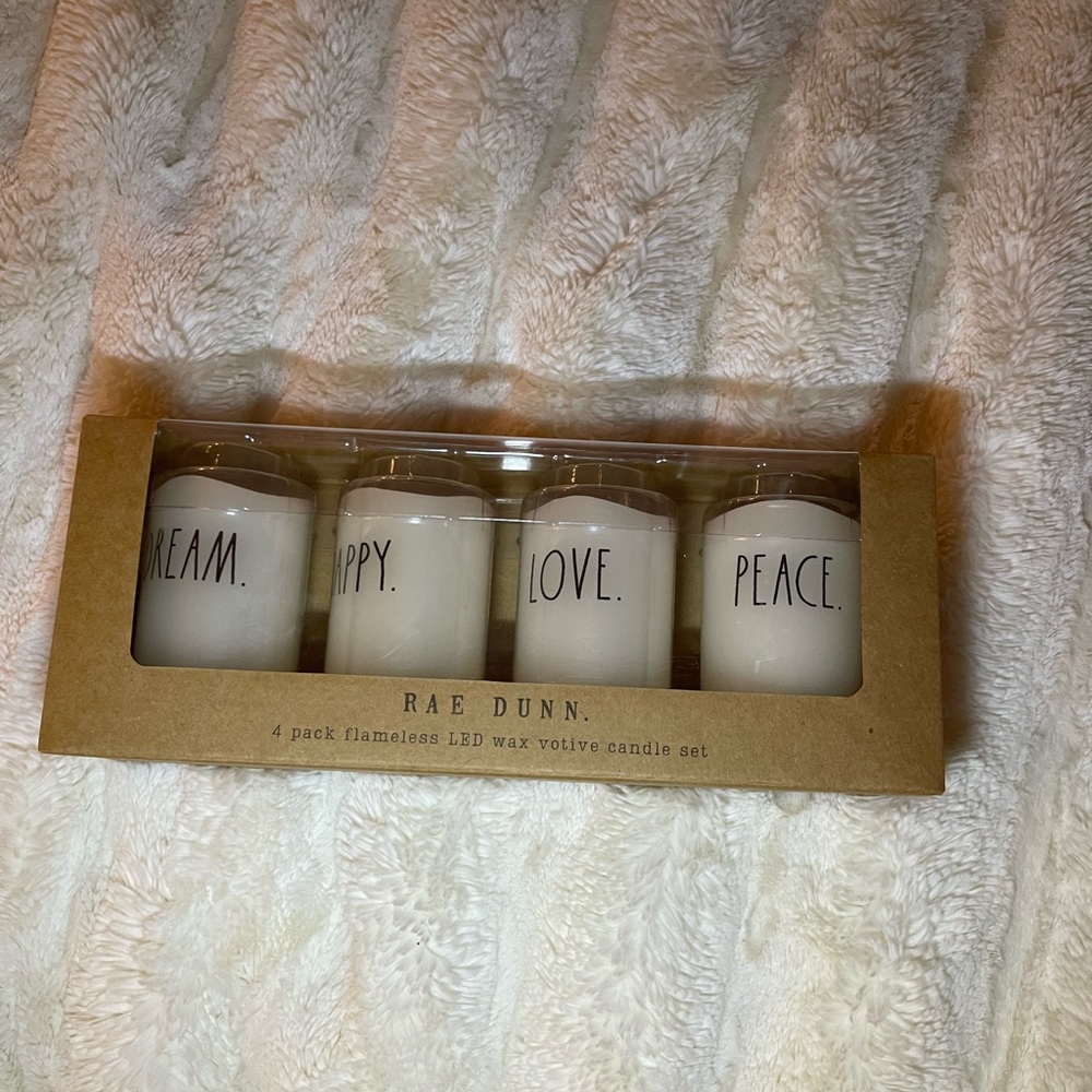 (SOLD) Rae Dunn candles